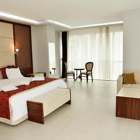 Hotel Cevaher & 4*