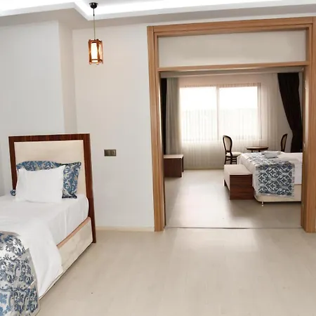 Hotel Cevaher & 4*