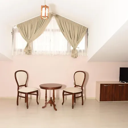 Hotel Cevaher & 4*